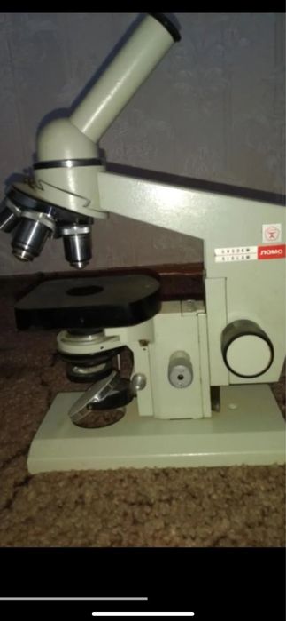 Микроскоп Ломо биолам .СССР .