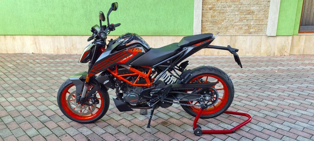 De vânzare KTM DUKE 125 2023