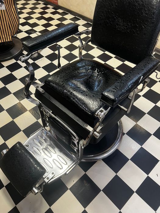 Две стол за фризьориски салон