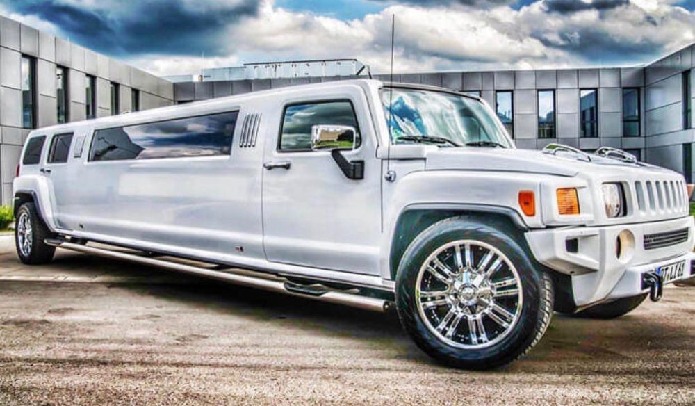 Limuzine de inchiriat Hummer / inchiriere limuzina Hummer de la 99 EUR