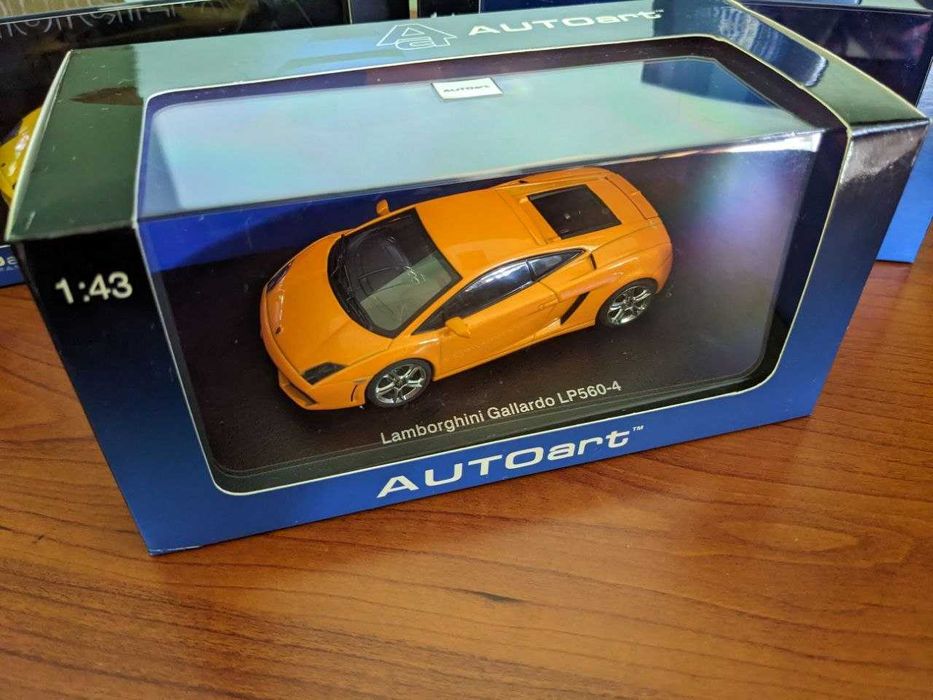 Коллекционные модели AUTOart, масштаб 1:43