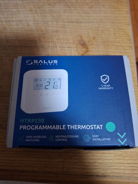 Termostat programabil pentru incalzirea prin pardoseala SALUS HTRP230,
