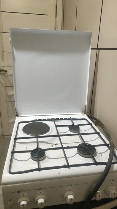 Продам газовую плиту GEFEST