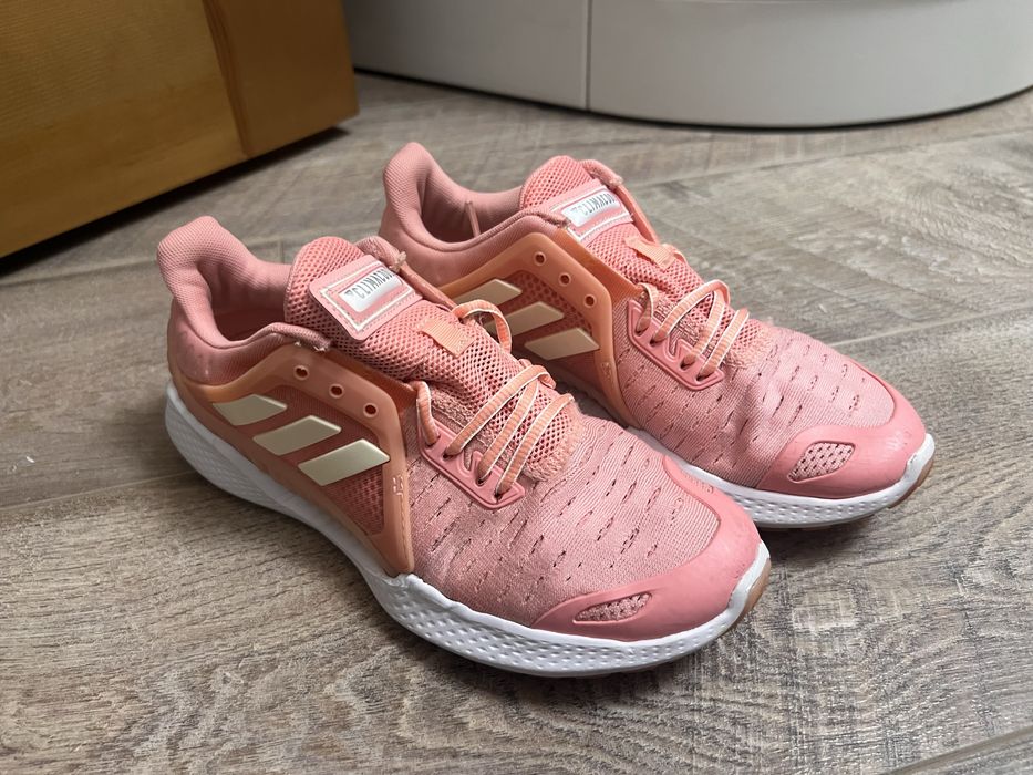 Продам обувь  хорошее состоние