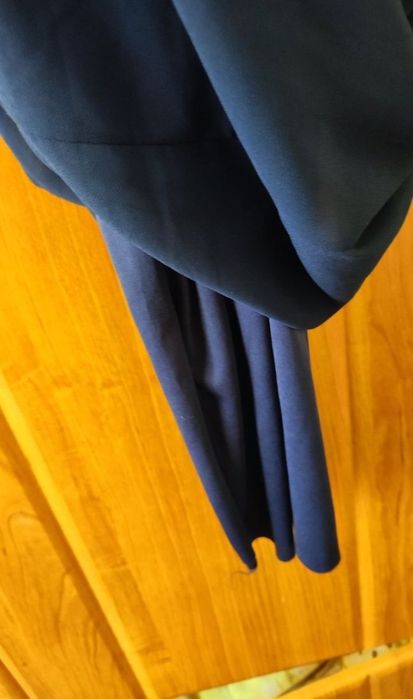 Дълга тъмносиня рокля