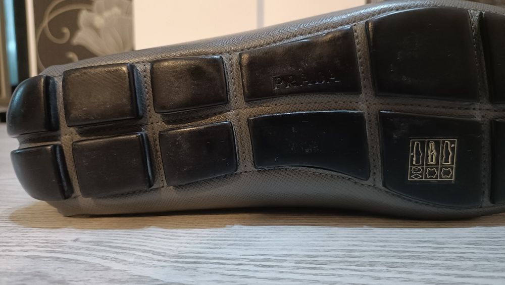 Mocasini Prada din piele Saffiano