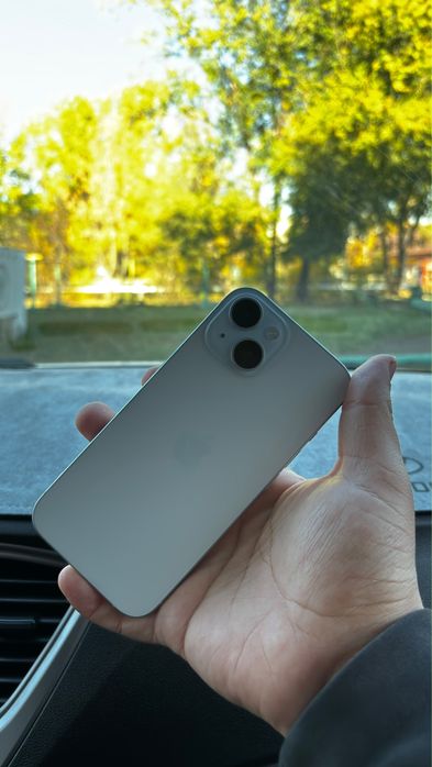 Продам Iphone15 128gb