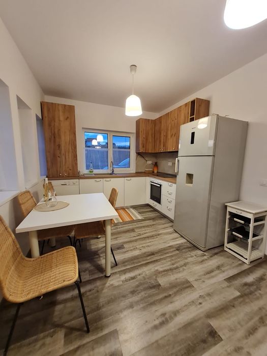 Inchiriez  casa unifamiliară in Apahida -Câmpenesti