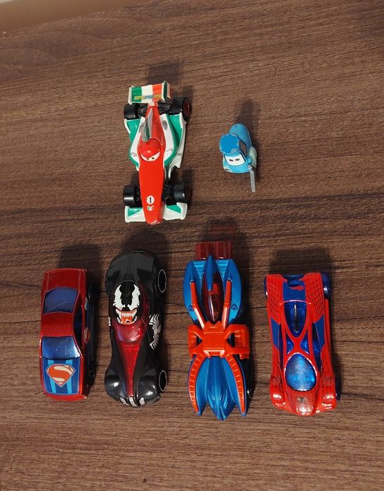 Mașinuțe Disney Cars Fulgerul McQueen