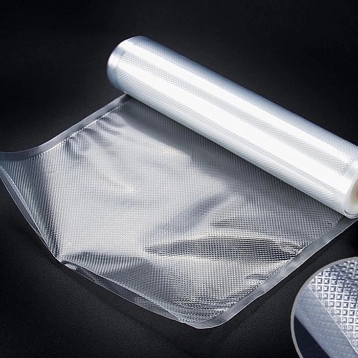 Вакуум пликове и ролки – гофрирани и идеални за съхранение на храна!