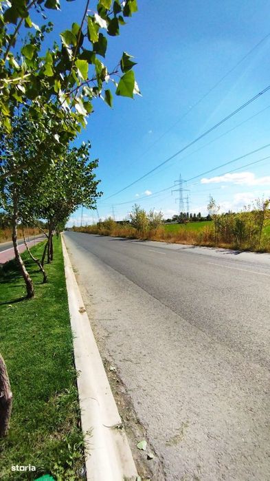 Terenuri intravilane 4550 MP, deschidere la stradă 32 m