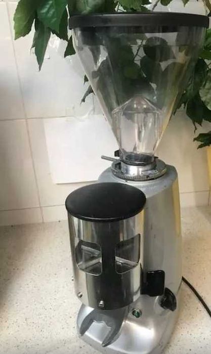 Профессиональная кофемолка