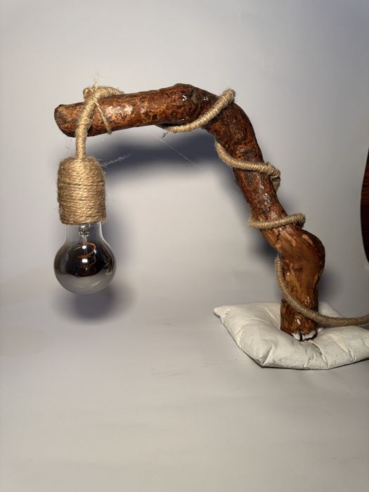 Настолна рустик лампа