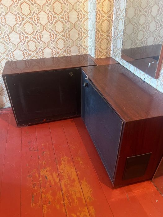 Продам за даром меьель