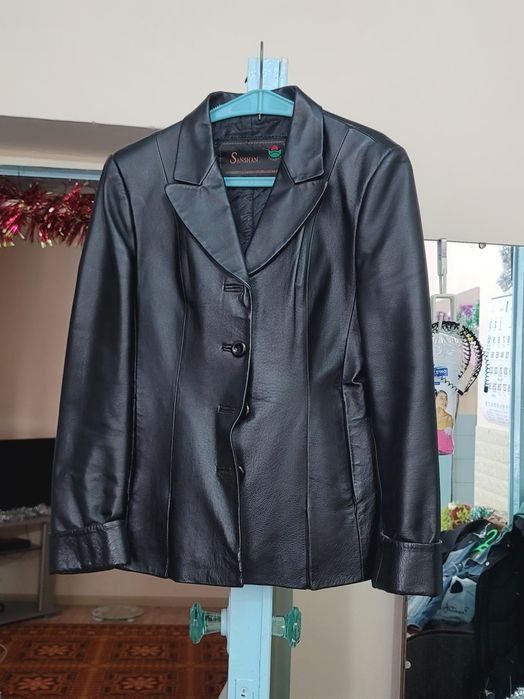Пиджак кожаный,  женский. Размер 46- 48