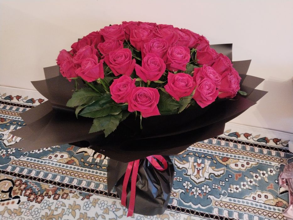 Букет красных роз