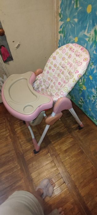 Детский стульчик для кормления