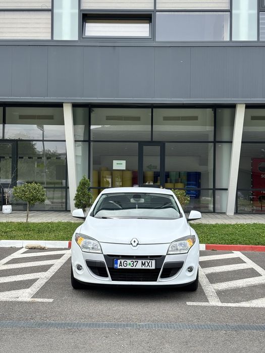 RENAULT Megane 2011 — imagine 3