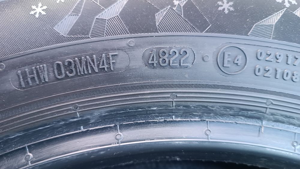 205/55/16 Semperit Дот 4822