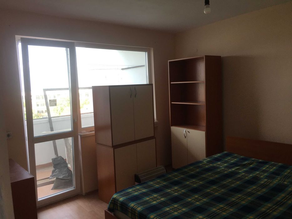 Дава се под наем Четиристаен апартамент в Шумен, Военно училище - 105 кв.м за 331.5 € - Снимка #4