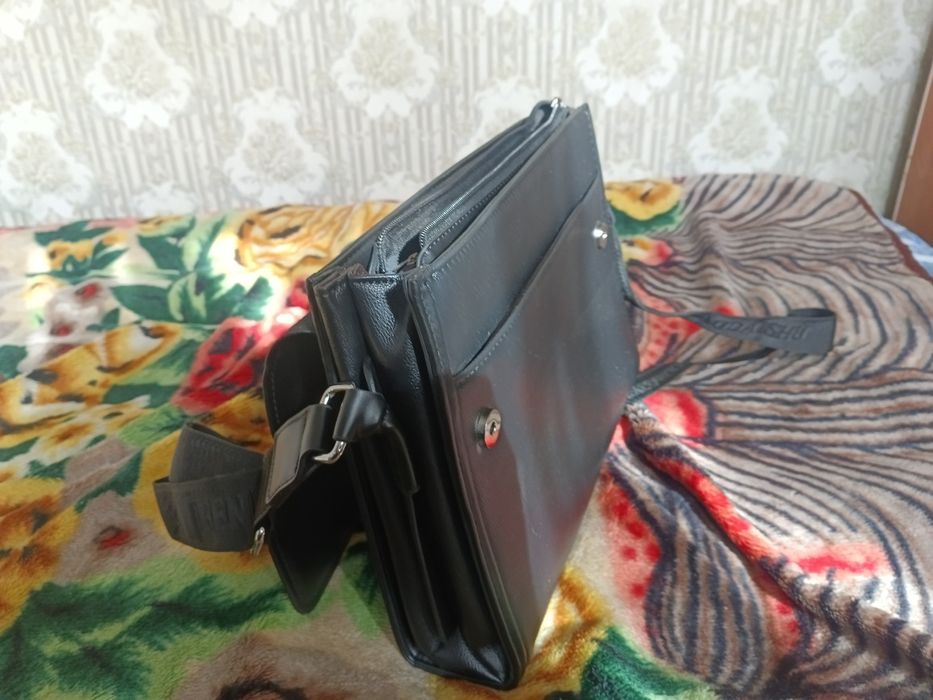 Сумка через плечо