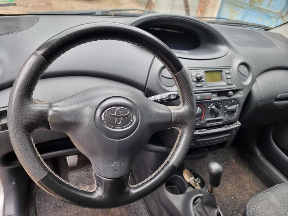 Toyota Yaris 1.4D4D/1.0 vvt-i/   На части