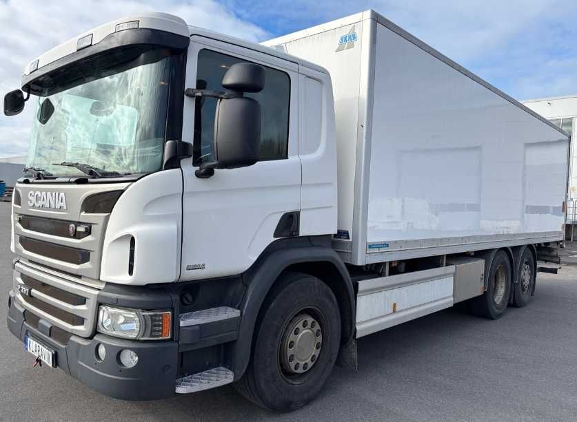 Dezmembram camion Scania pentru piese / Seriile P, G, R, T