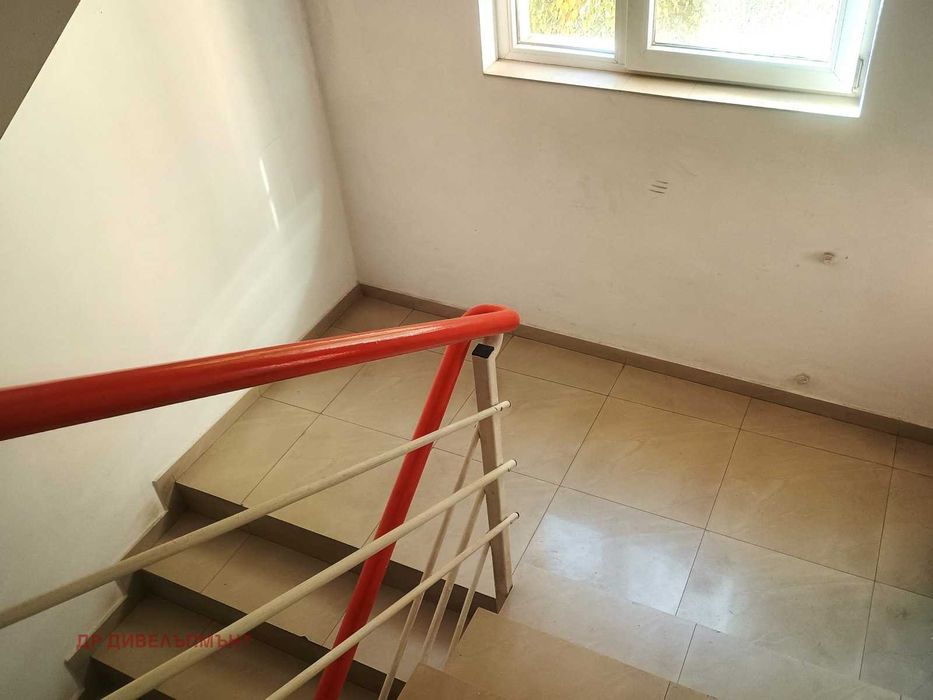 Продава се Тристаен апартамент в София, Банишора - 80 кв.м за 2988 €/кв.м - Снимка #15