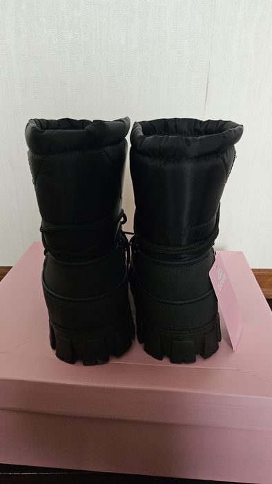 Зимни обувки тип Moonboots