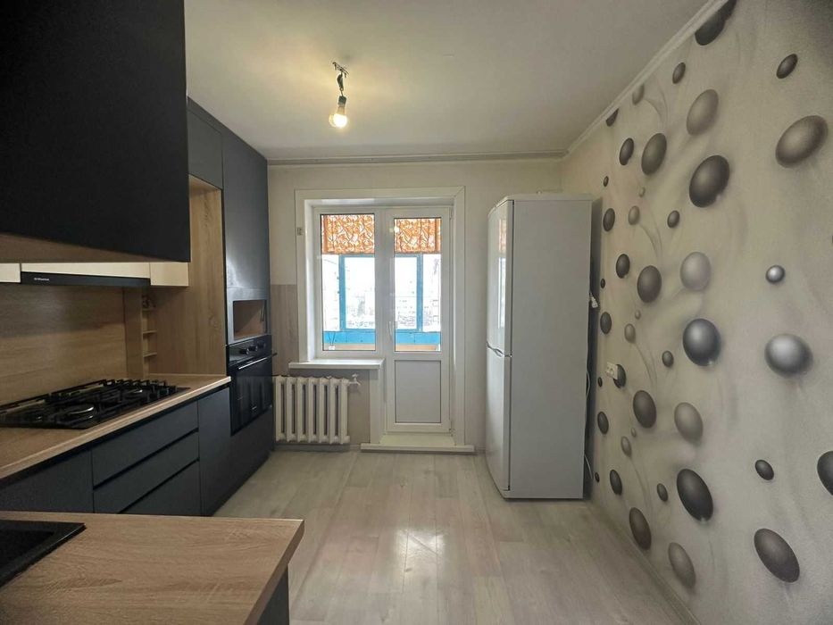 2 комнатная 20 мкр