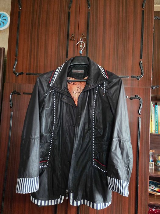 Дамско пролетно яке