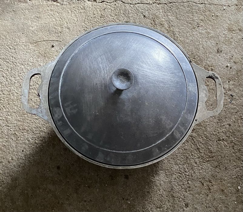 Продам казан 5 л .