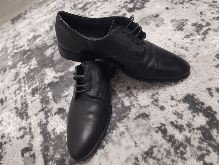Pantofi noi nr 40