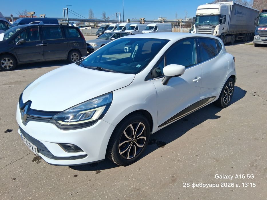 Рено Clio IV .1.2,118hp,автоматик,лед пакет ,задна камера,парктрони