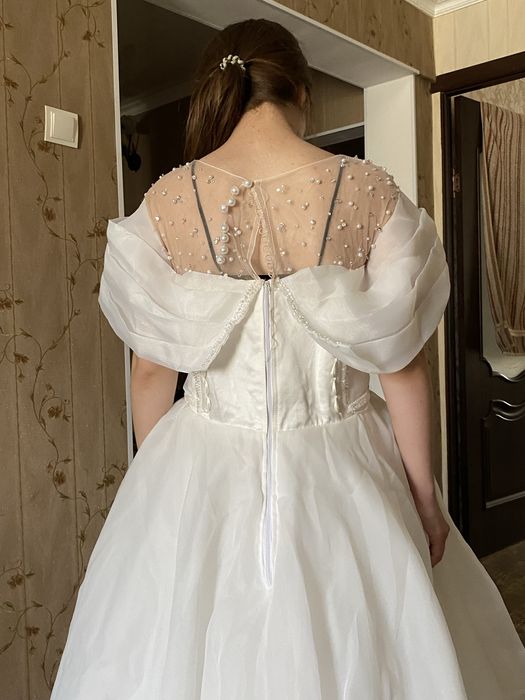 2 свадебных платья