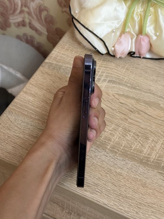 Iphone 14 pro с гарантом