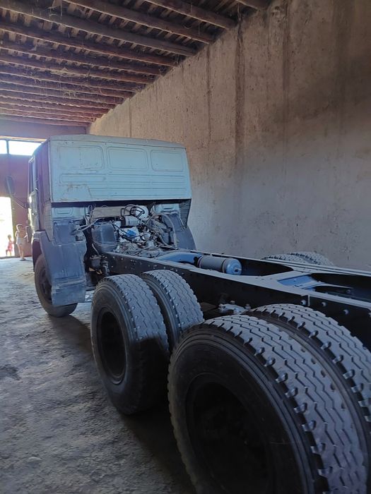 Kamaz tigach sotiladi