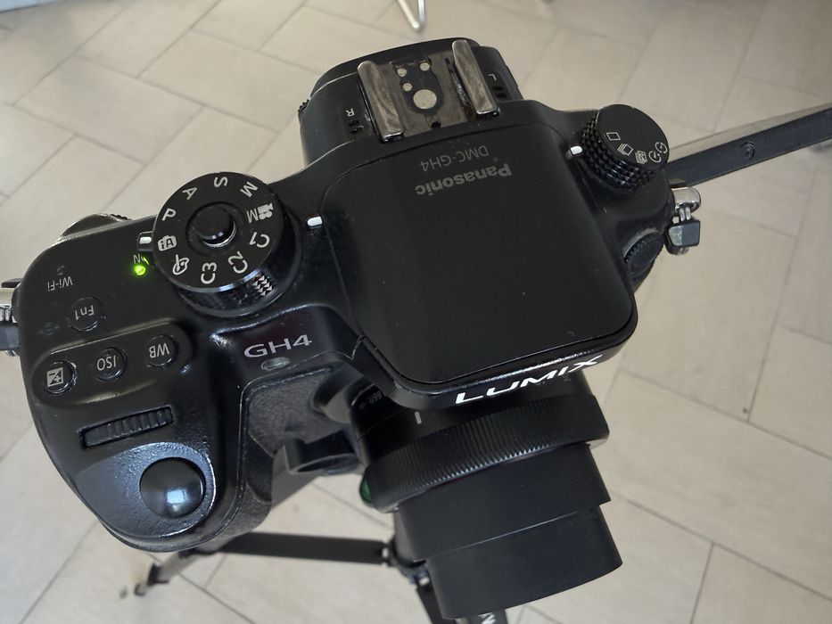 Panasonic Lumix GH4 + обектив 12–32mm 4K