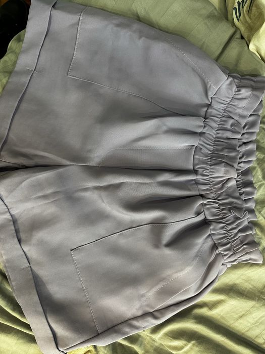 Лилав комплект сако + къси панталони – размер S