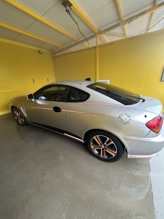 Хюндай купе 1.6 105 кс ноември  2002г