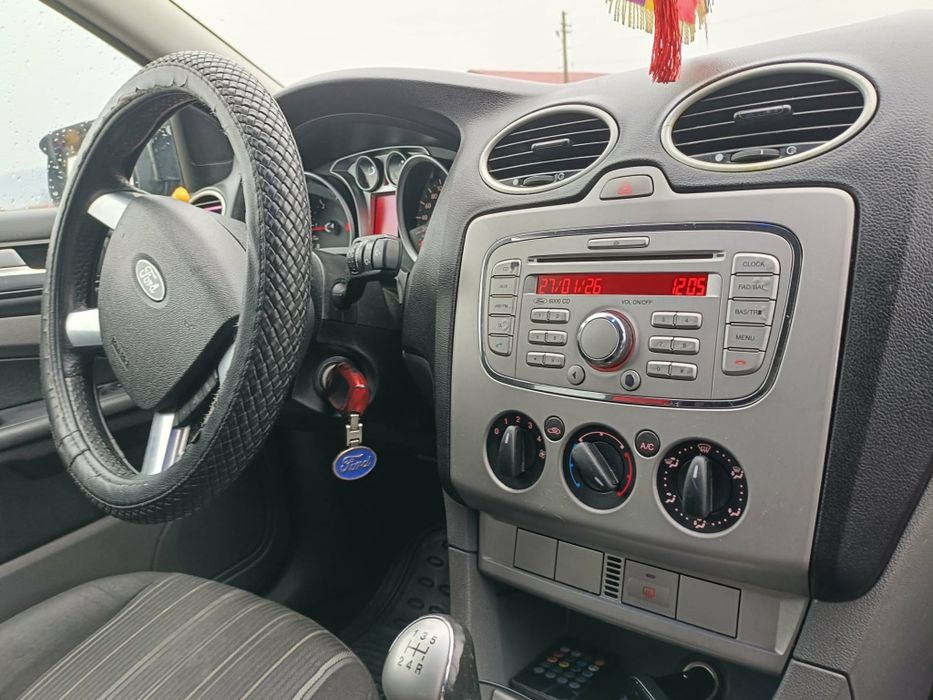 Ford Focus Mk2.  1.6Tdci