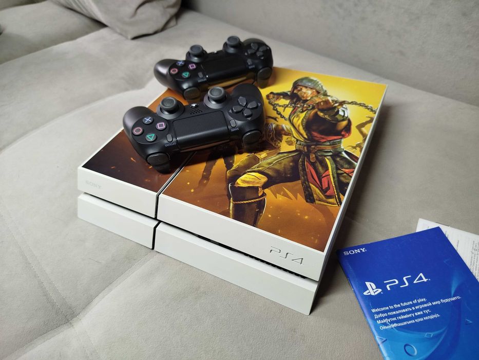 Sony Playstation 4 прошитая с играми