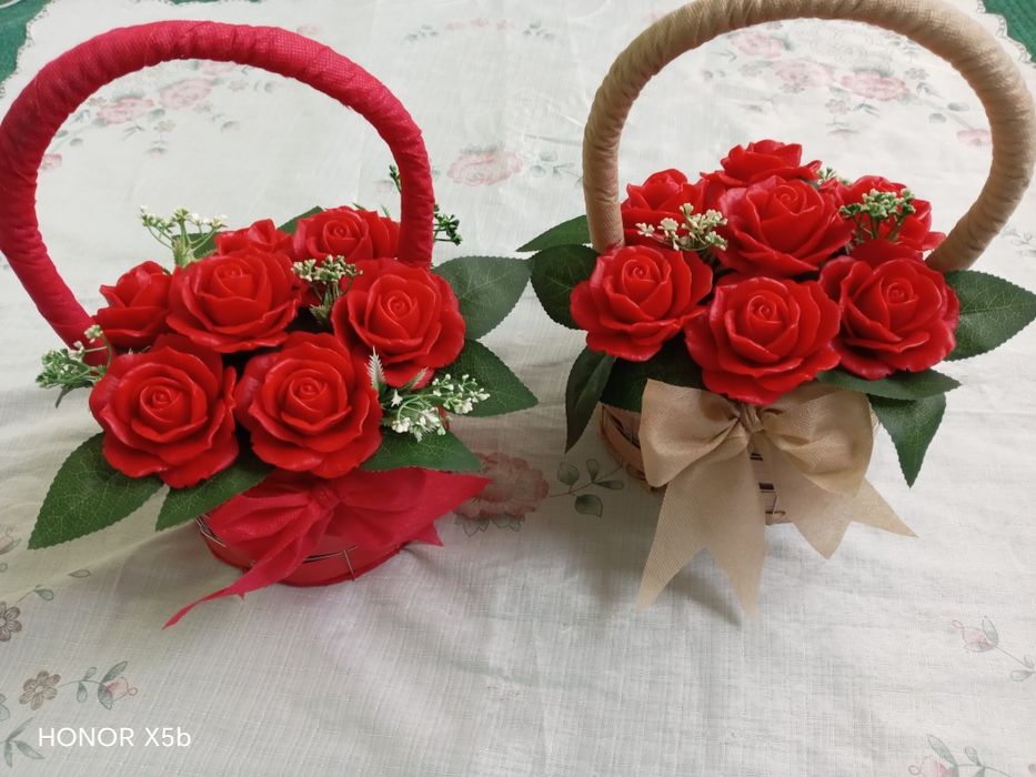 Sovundan yasalgan iforli gullar .