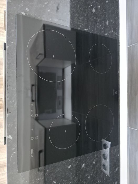 Варочная поверхность Electrolux