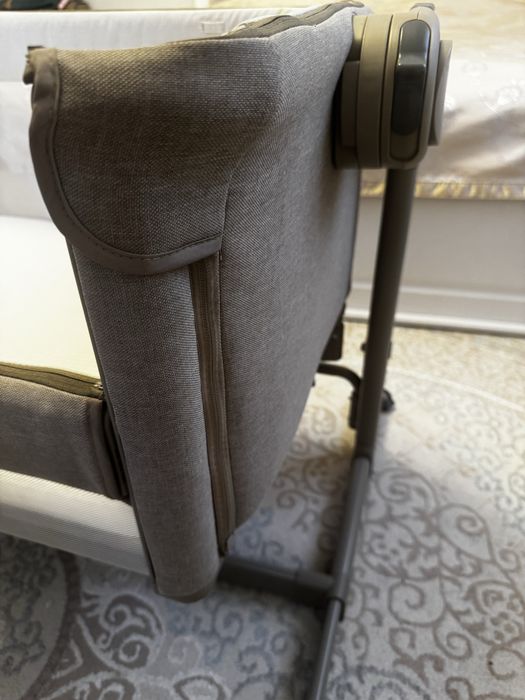 Манеж-кровать от Сhicco