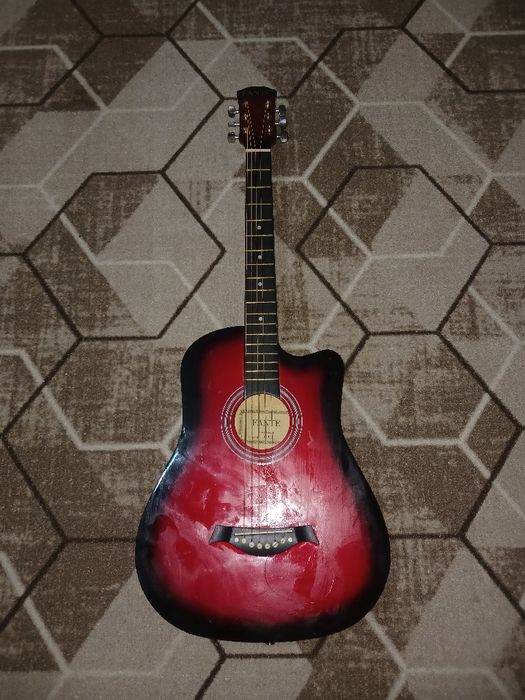 гитара, срочная продажа