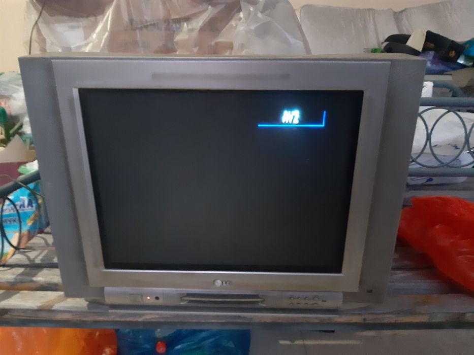 Телевизор LG старый и ресивер.
