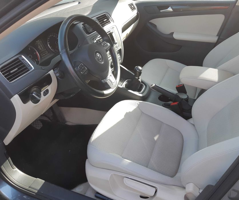 Vand VW Jetta 2014