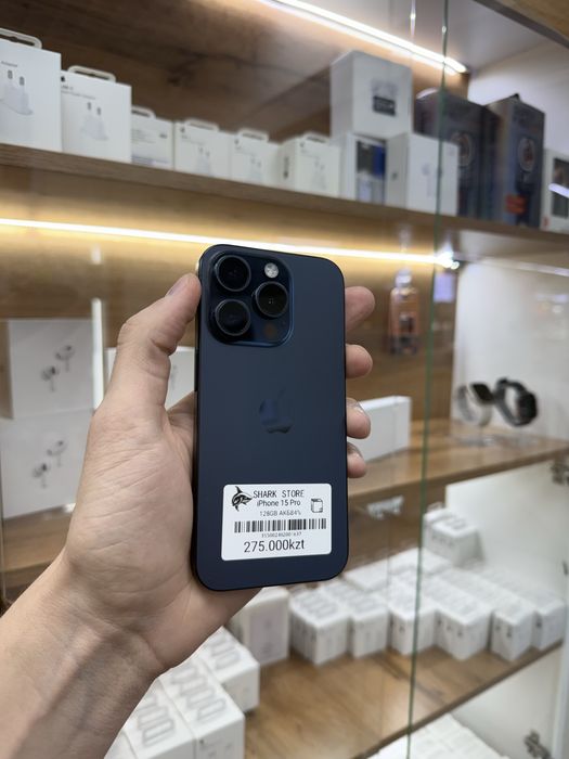 Продам айфон 15 Про