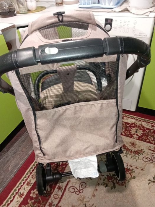 Коляска прогулочная